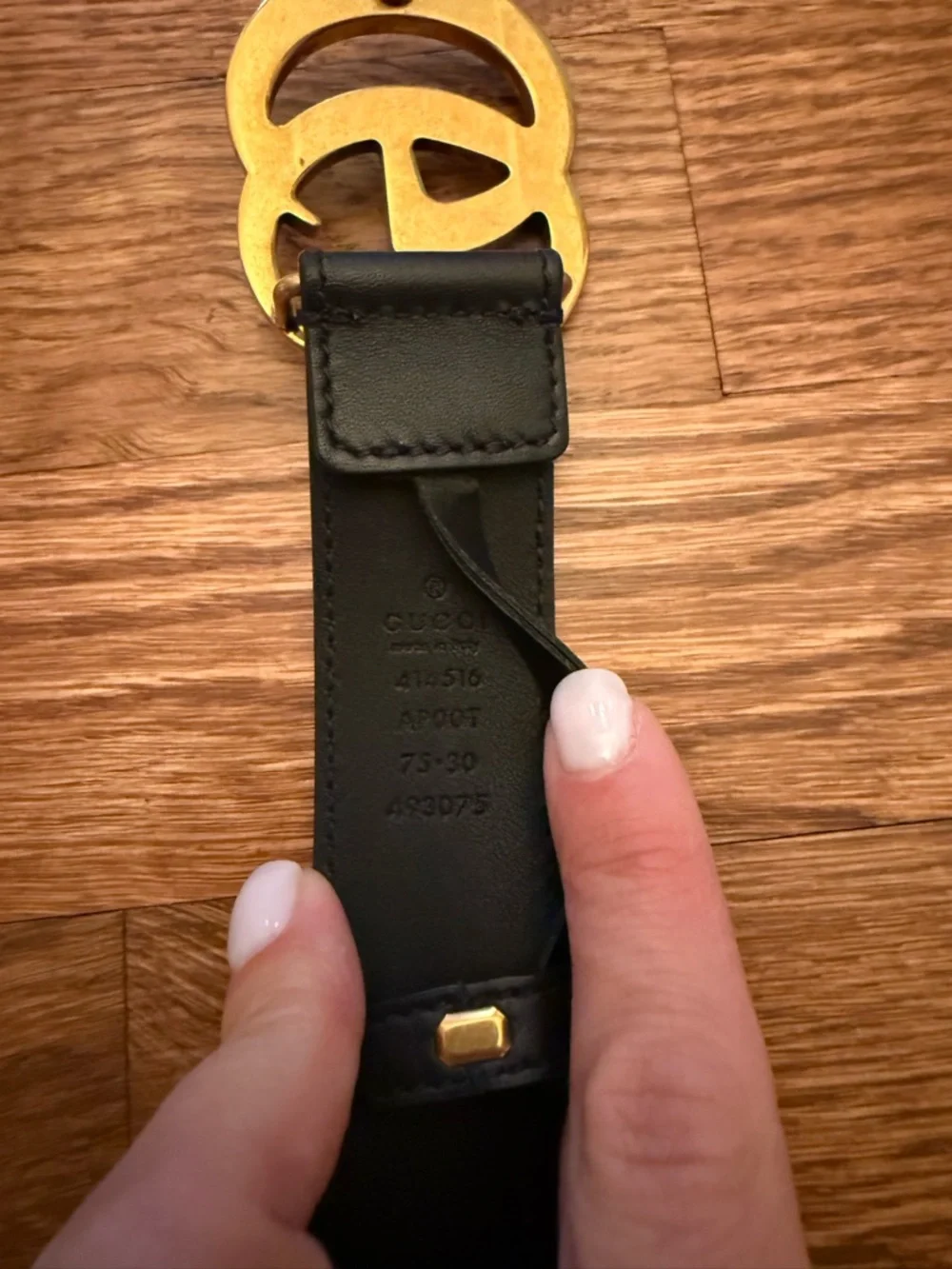 Authentic Gucci Gold belt - Picture 2 of 3